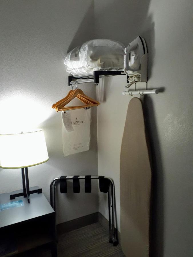 Country Inn & Suites By Radisson, Freeport, Il Extérieur photo